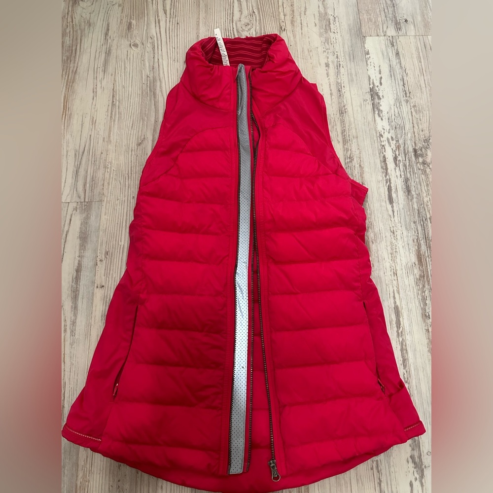 Lululemon Fluffed Up Vest SIZE 4 Boom Juice Pink Goose Down Pocket Jacket